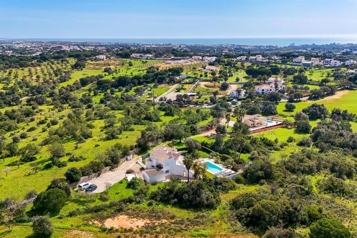 Image No.3-4 Bed House for sale