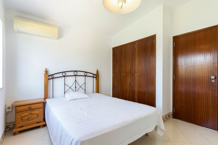 Image No.36-4 Bed House for sale