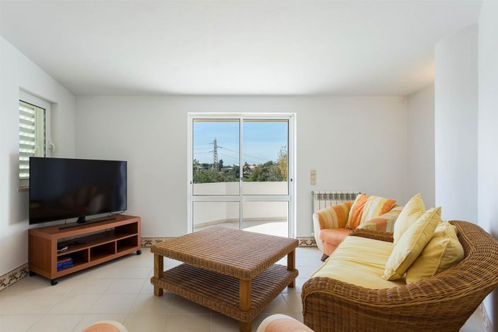 Image No.41-4 Bed House for sale