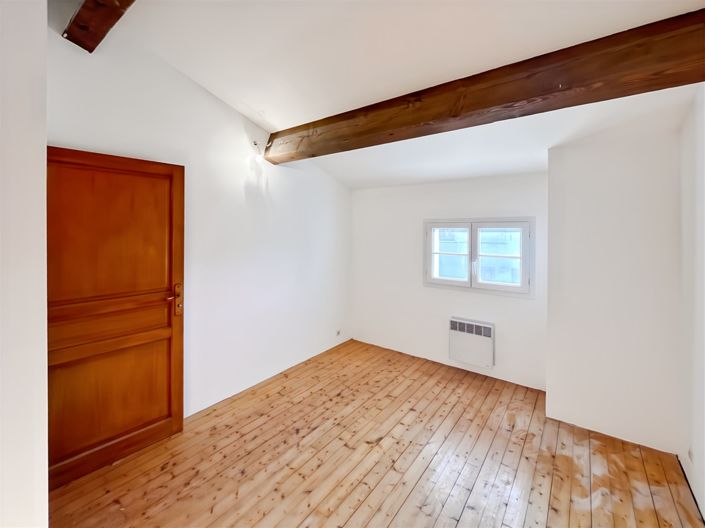 Image No.12-5 Bed House for sale