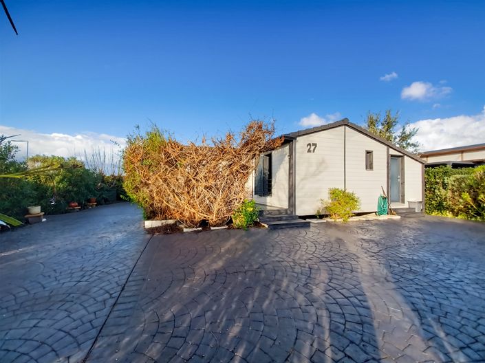 Image No.10-3 Bed House for sale