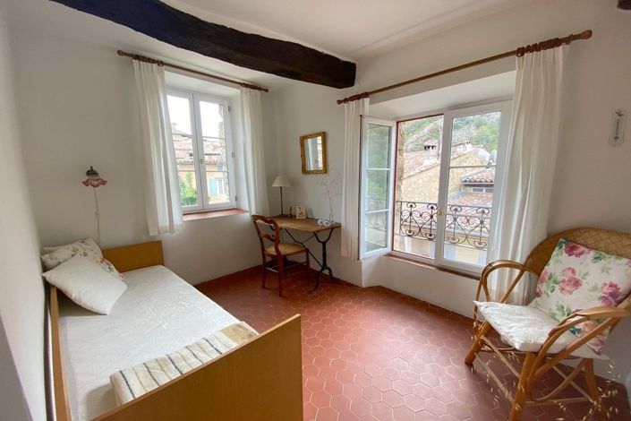 Image No.12-3 Bed House for sale