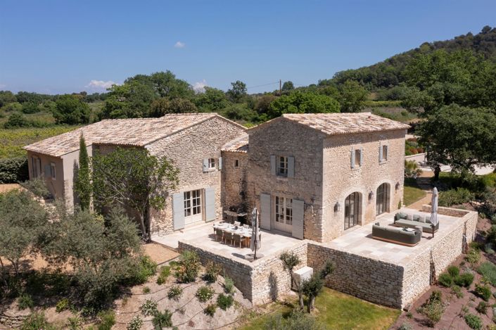 Image No.2-4 Bed Property for sale