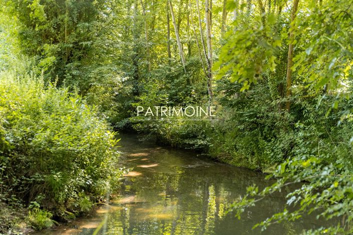 Image No.15-4 Bed Property for sale