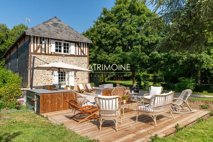 Image No.4-4 Bed Property for sale