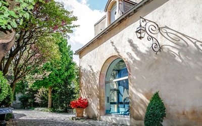 1 - Dijon, Propriété