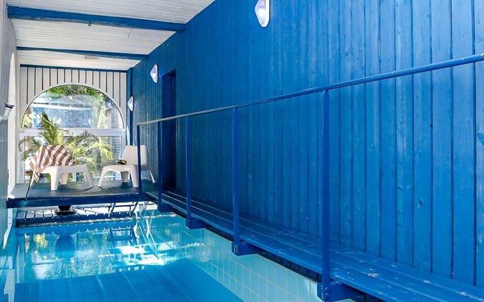 Image No.8-6 Bed Property for sale