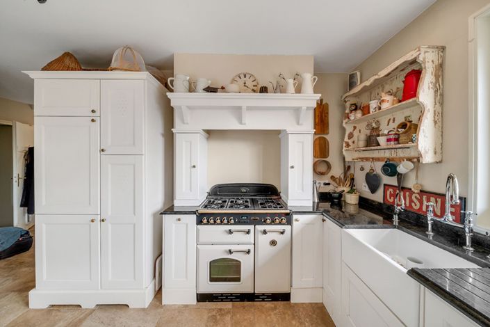 Image No.3-7 Bed House for sale