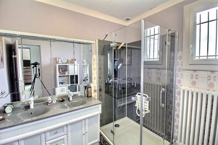 Image No.8-Maison de 7 chambres à vendre à Sarrians