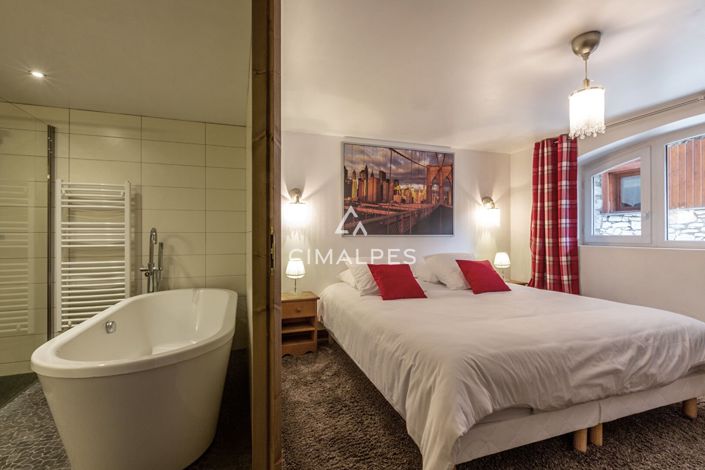 Image No.11-5 Bed Apartment for sale