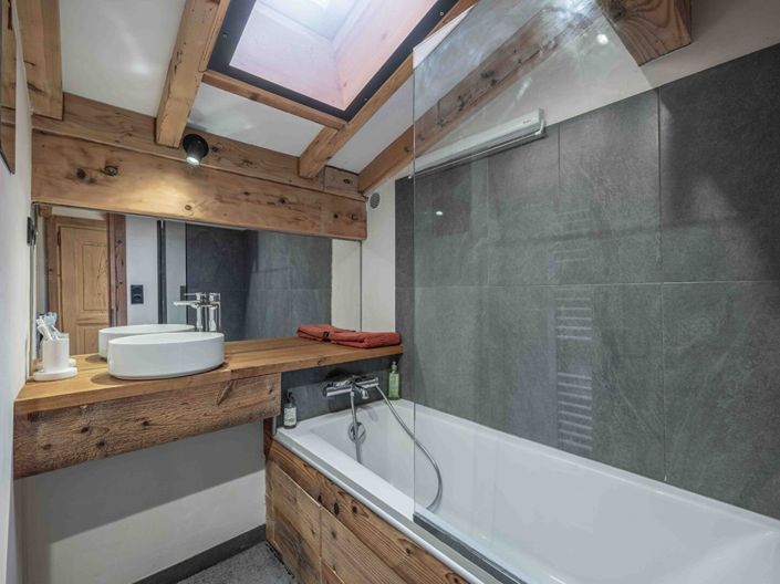 Image No.10-3 Bed Apartment for sale