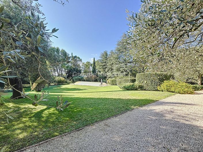 Image No.3-Propriété de 5 chambres à vendre à Orange