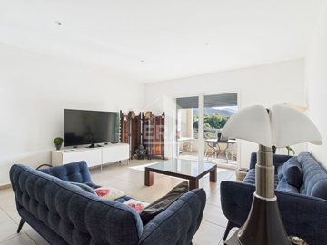 1 - Saint-Florent, Apartment