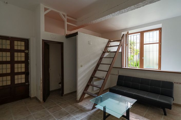 Image No.12-House for sale