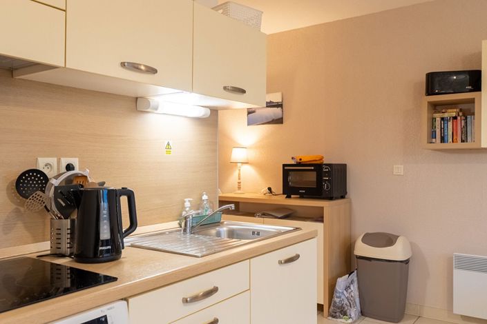 Image No.10-1 Bed Apartment for sale