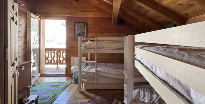 Image No.17-4 Bed House for sale