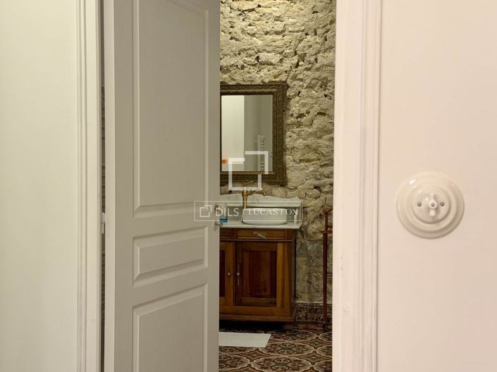 Image No.17-3 Bed House for sale