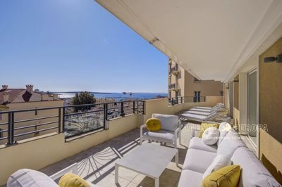 1 - Cannes, Apartment
