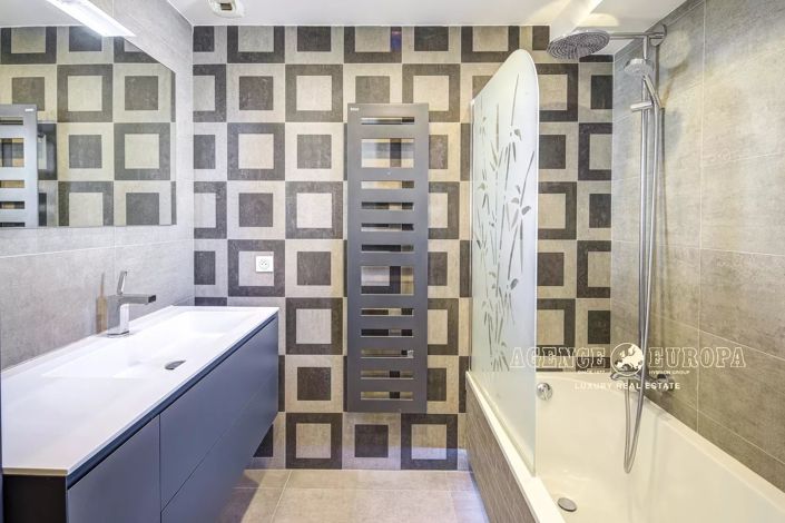 Image No.19-4 Bed Apartment for sale