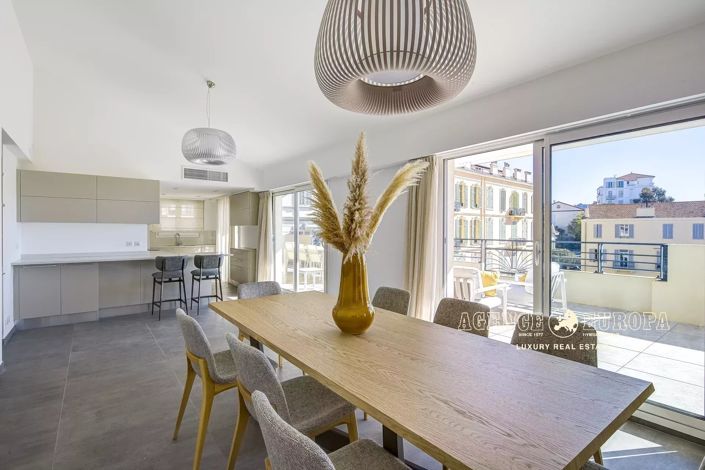 Image No.6-4 Bed Apartment for sale