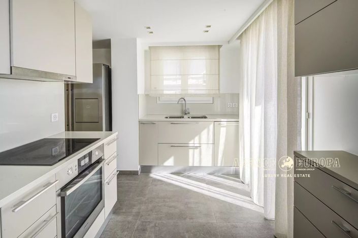 Image No.7-4 Bed Apartment for sale