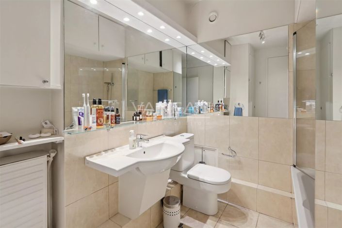 Image No.8-Appartement de 3 chambres à vendre à Paris