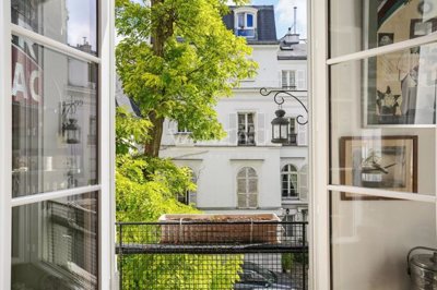 1 - Paris, Apartment