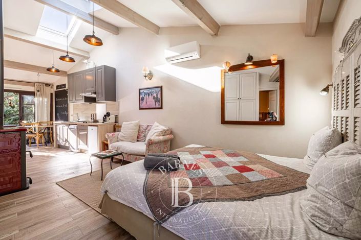 Image No.16-5 Bed House for sale