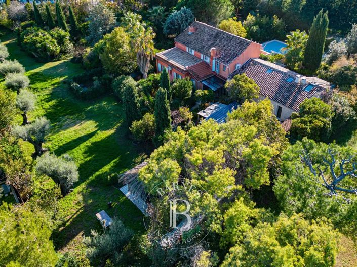 Image No.19-5 Bed House for sale