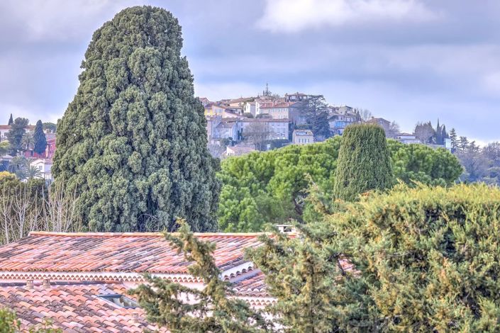 Image No.7-4 Bed House for sale