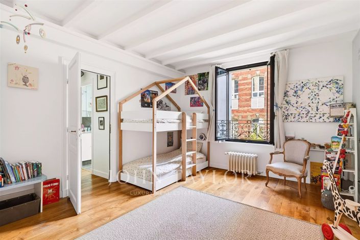 Image No.8-Appartement de 4 chambres à vendre à Paris