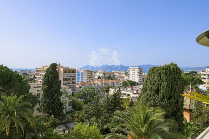 Image No.12-Appartement de 2 chambres à vendre à Cannes