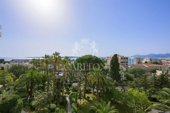 Image No.3-Appartement de 2 chambres à vendre à Cannes