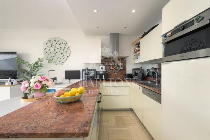 Image No.6-Appartement de 2 chambres à vendre à Cannes