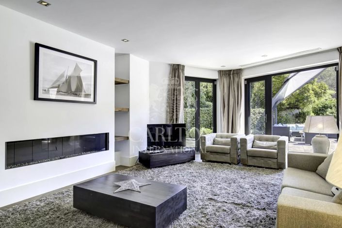 Image No.17-5 Bed House for sale