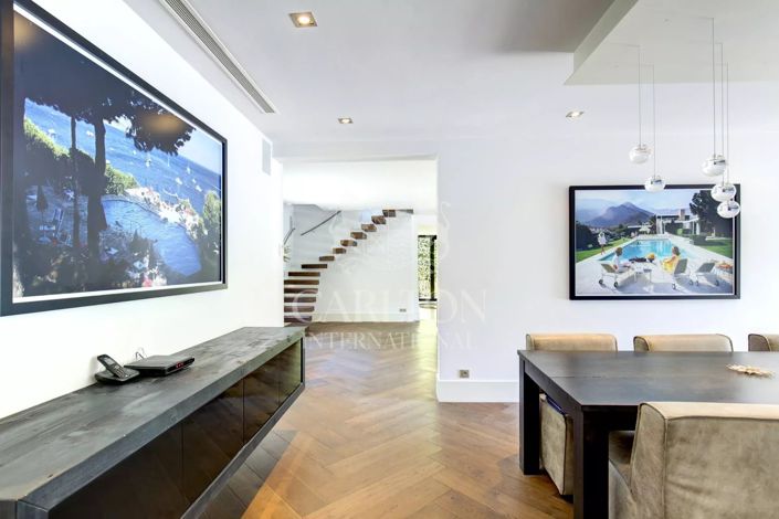 Image No.20-5 Bed House for sale