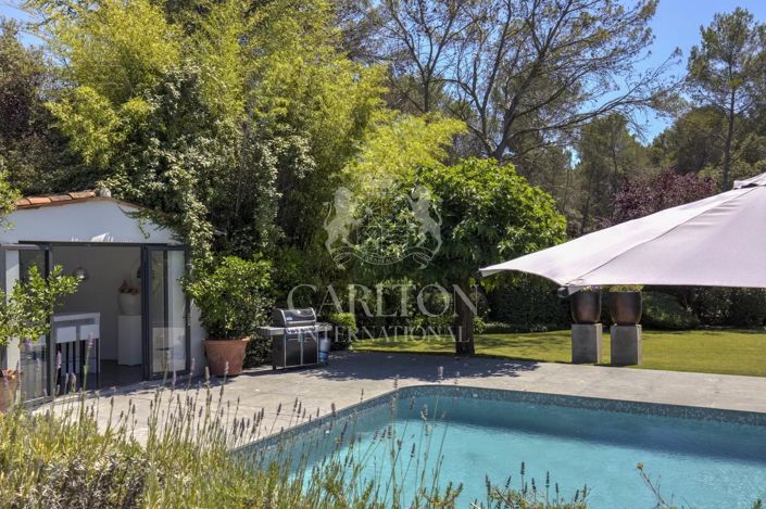 Image No.5-5 Bed House for sale