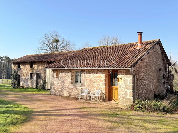 Image No.31-9 Bed House for sale