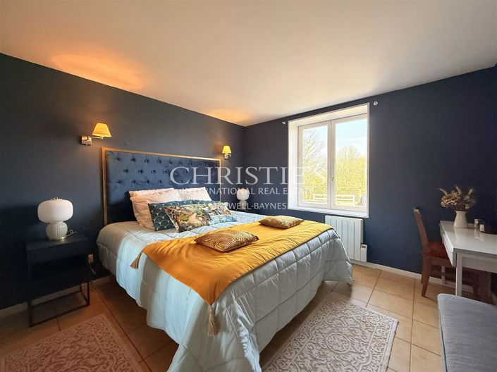 Image No.34-9 Bed House for sale