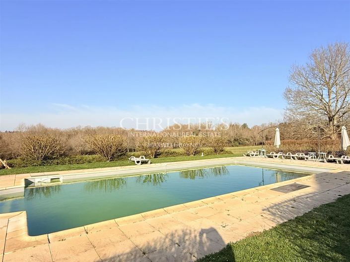 Image No.4-9 Bed House for sale