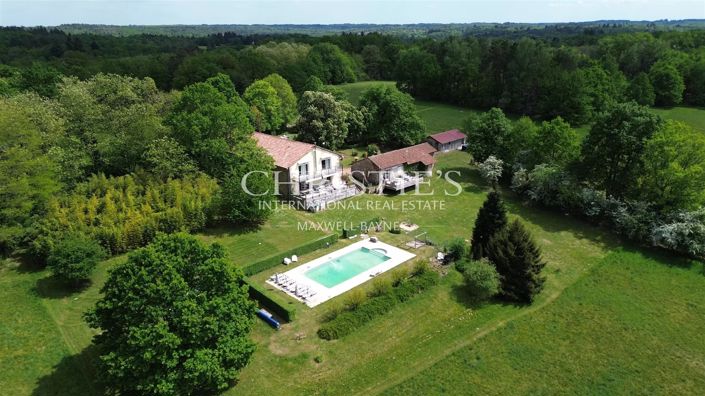 Image No.7-9 Bed House for sale