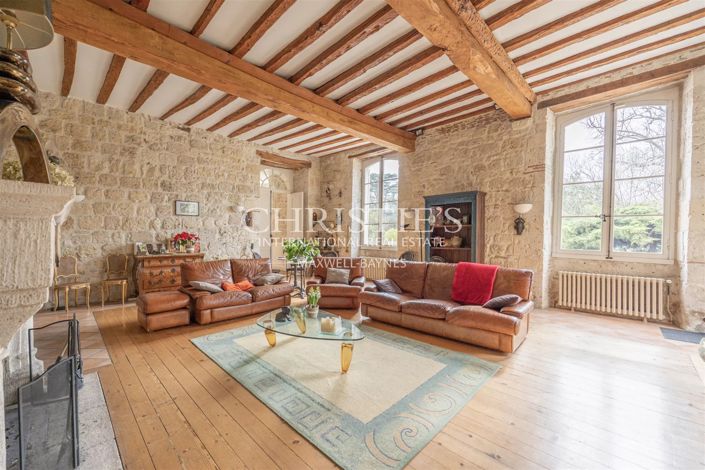 Image No.10-9 Bed House for sale