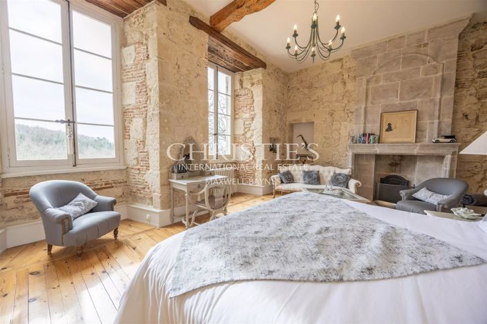 Image No.15-9 Bed House for sale