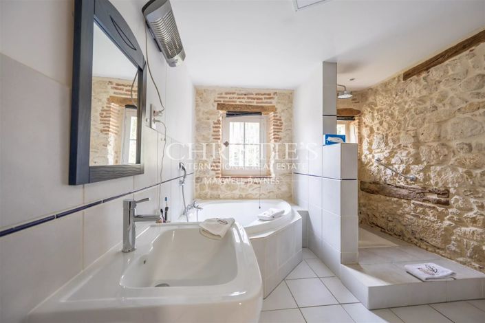 Image No.21-9 Bed House for sale