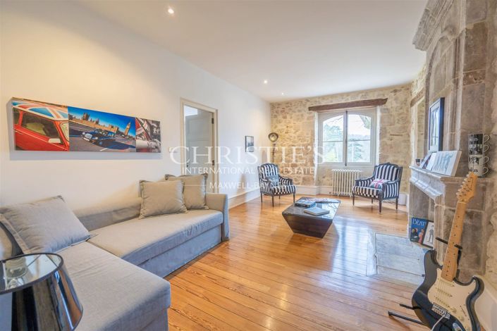 Image No.28-9 Bed House for sale