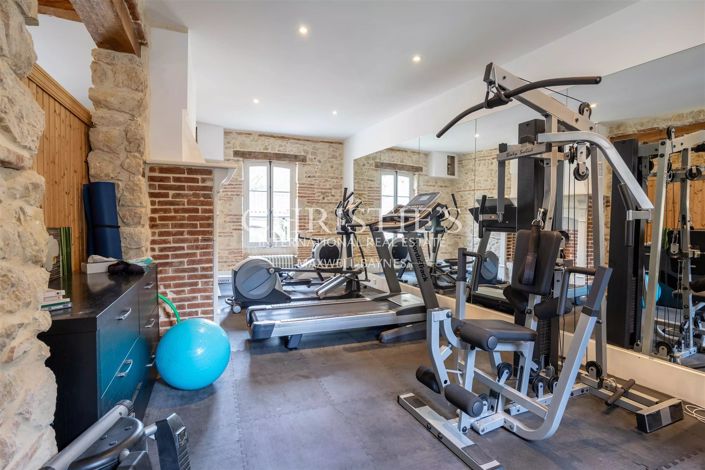 Image No.29-9 Bed House for sale