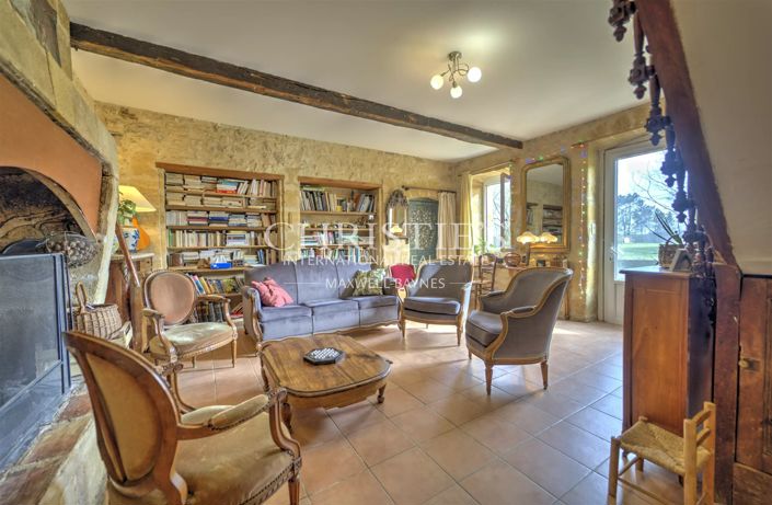 Image No.3-4 Bed House for sale