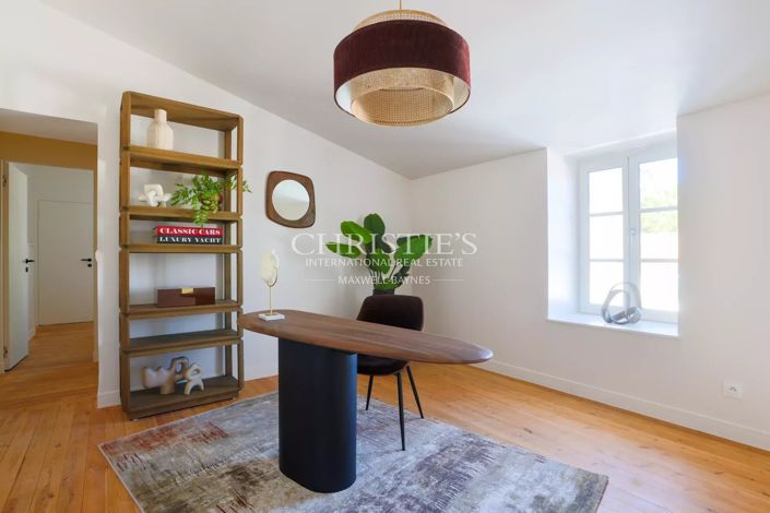 Image No.13-5 Bed House for sale