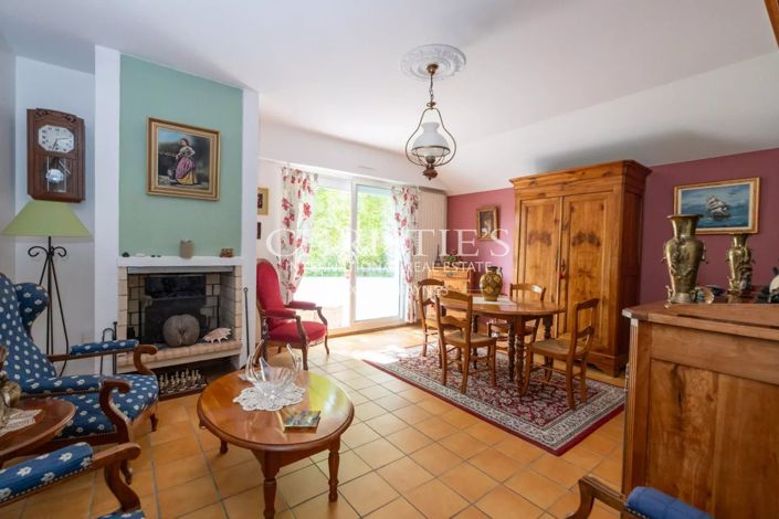 Image No.2-3 Bed Apartment for sale