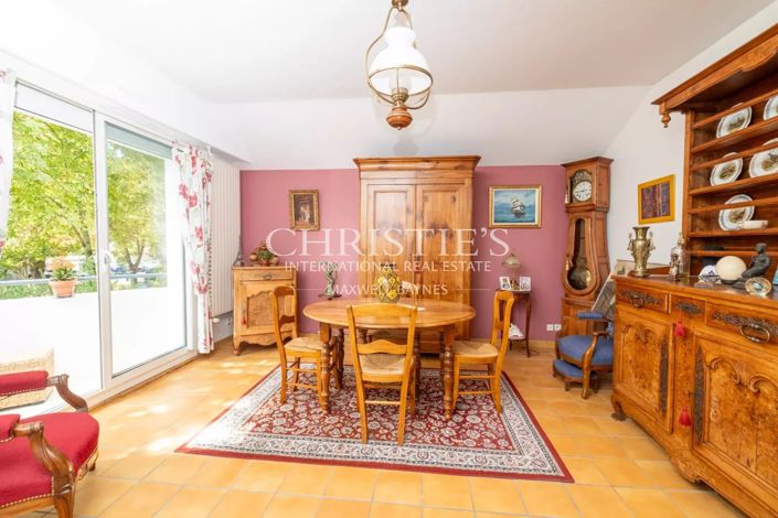 Image No.5-3 Bed Apartment for sale